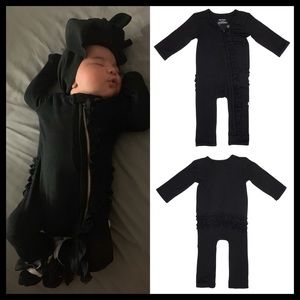 🎀POSHPEANUT ruffled romper🎀